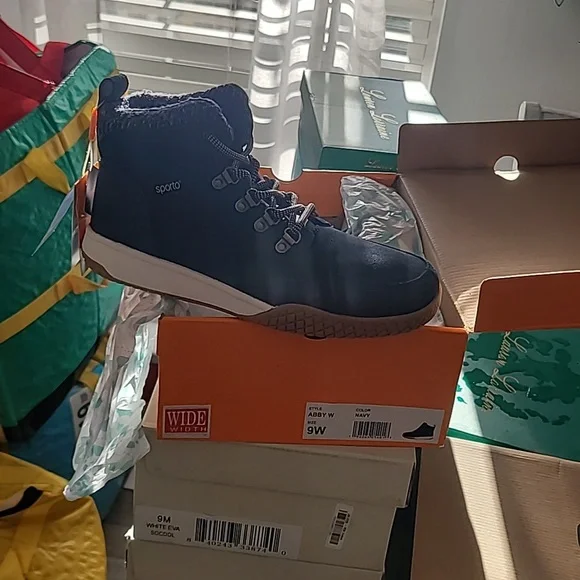 NIB Sporto Womens Sneaker Abby Navy Suede High Top Lace Up Round Toe Size 9WW - Picture 3 of 8